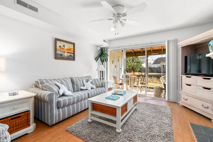 Serene-waterfront-mallard Lakes-pools-tennis-docks - Fenwick Island, DE