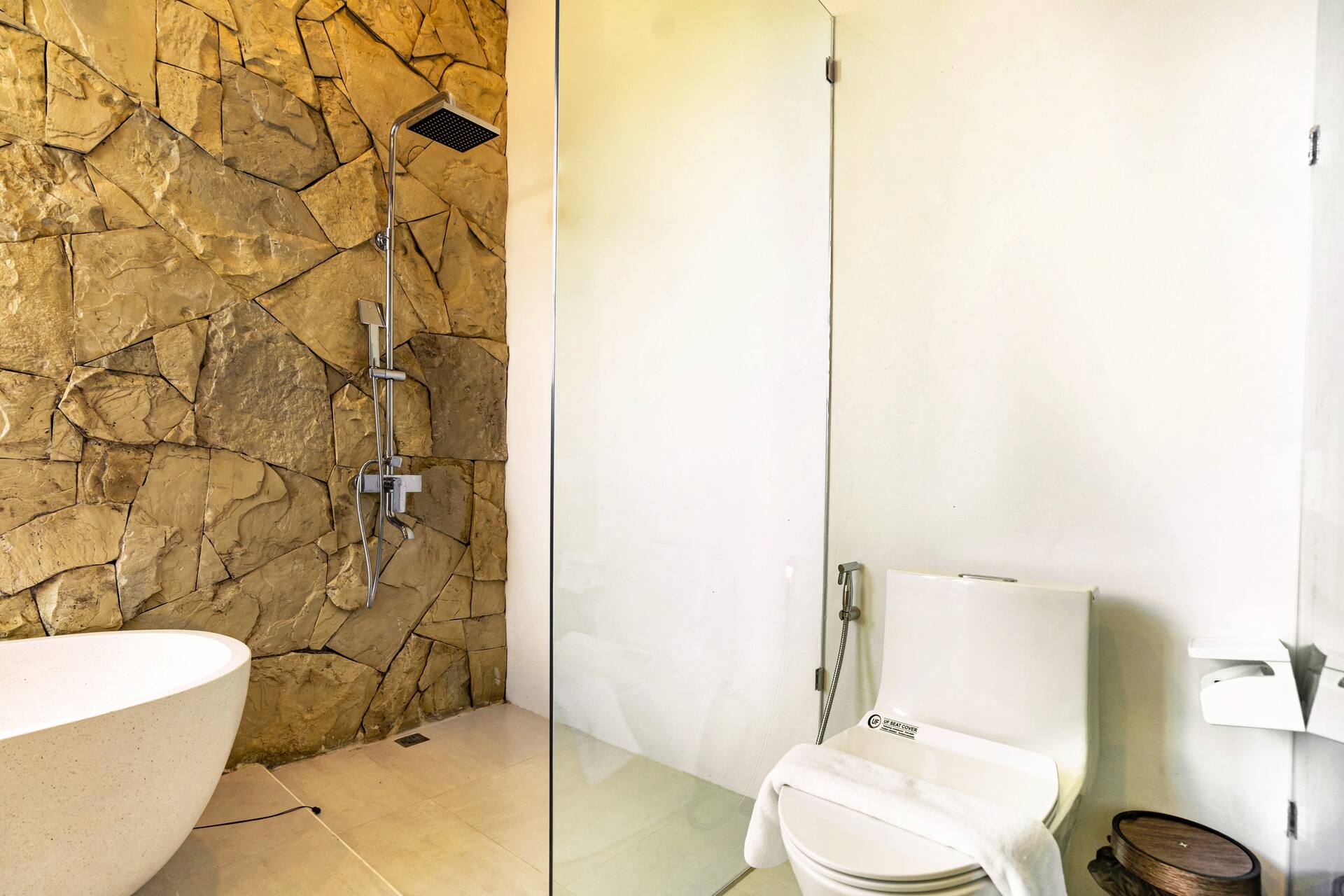 Beachside Spacious Sanctuary 3 Bedroom Private Villa in Ungasan 2