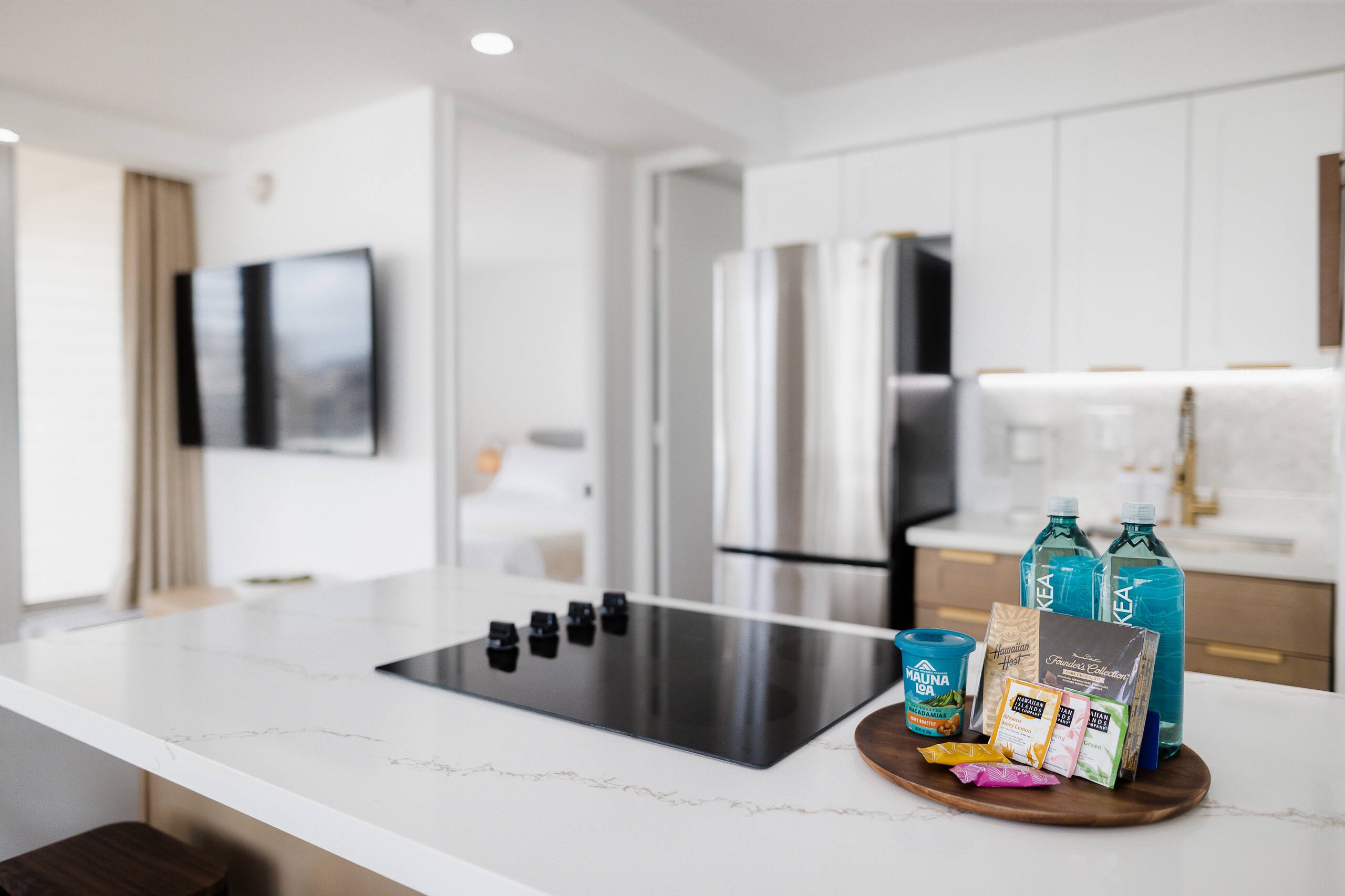 New Remodel 1 BR Modern Condo 5 Min Walk to Beach - Image 13