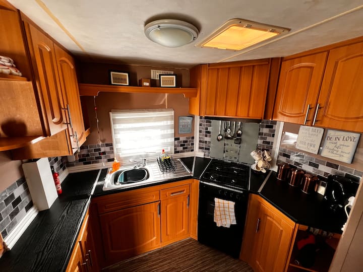 Adam's Abodes Your Holiday Haven - Chapel Saint Leonards