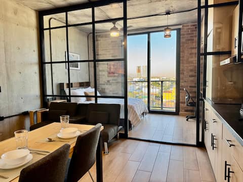 Top Airbnb: World Cup 2026 | Macroplaza, FIFA Fan Fest + Pool in Monterrey