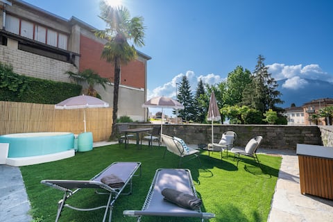 Modern Studio with Privat Jacuzzy and Garden