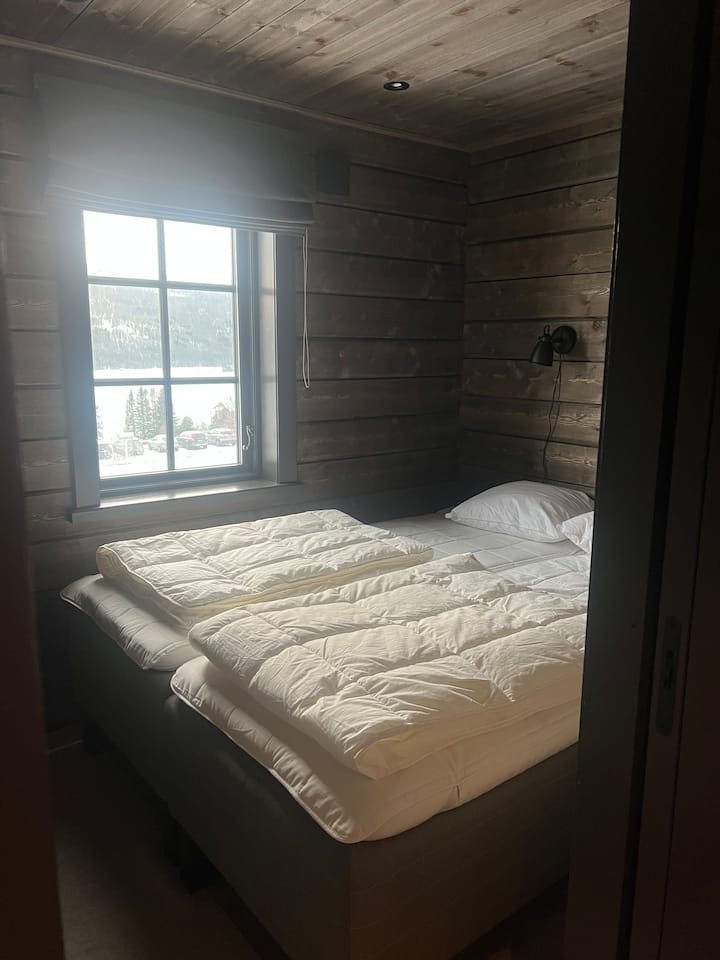 غرفة النوم 1