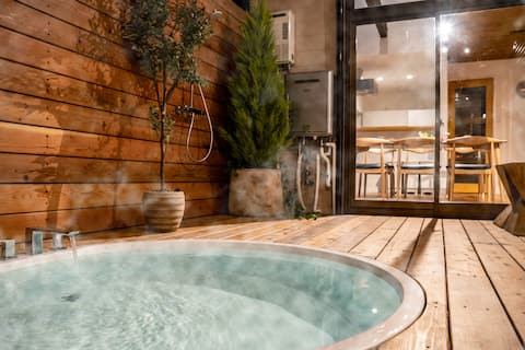 Hana : 1 hour from Osaka & Kyoto＊private pool