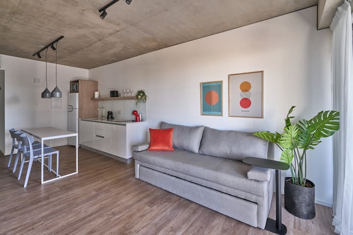 Departamento de 2 ambientes con balcón en Puerto Madero