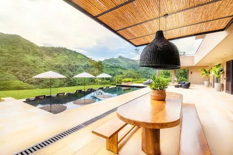 House with pool - Relax near Bogota