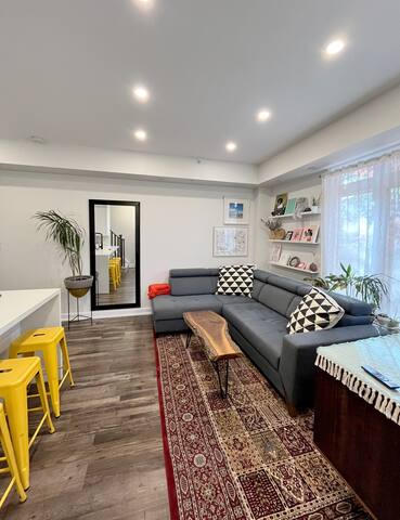 Valentina’s Oasis in Downtown Toronto