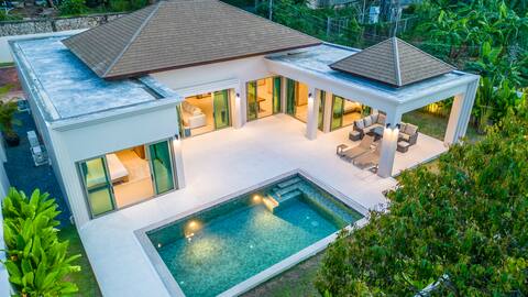 *Brand New 4BR Villa | Luxury Stay 2024 V139