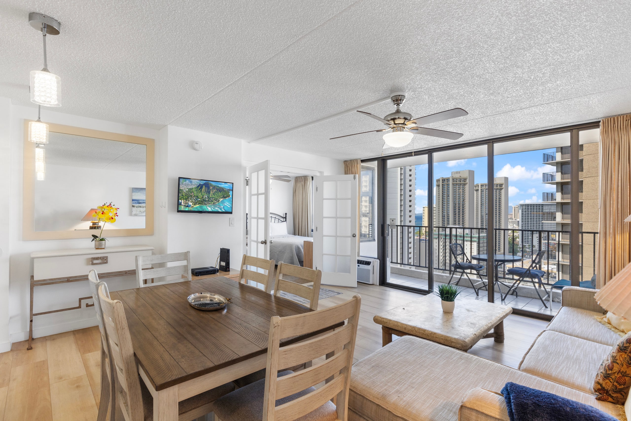 Hotel in Honolulu · ★4.42 · 1 bedroom · 3 beds · 1 private bath - Image 22