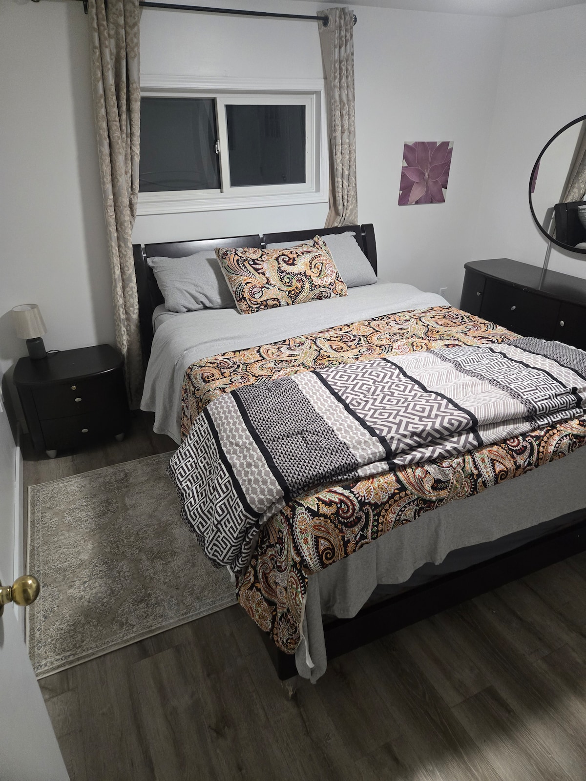 საძინებელი 1