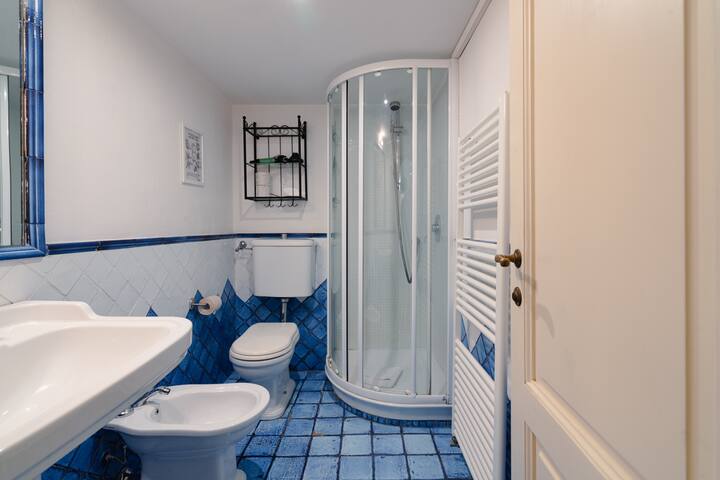 Piazza Ciompi With Graden gallery image 5