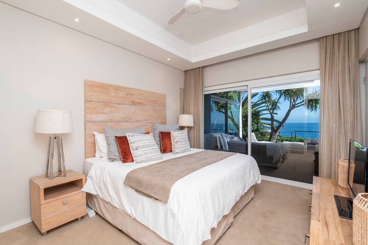 Sunset Bay Camps Bay gallery image 4