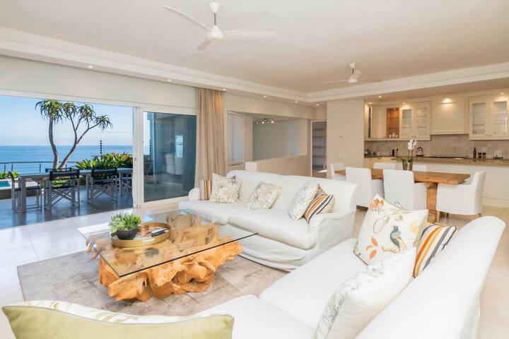 Sunset Bay Camps Bay gallery image 3