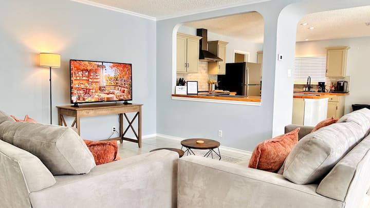 Lone Star Getaway - San Antonio, TX