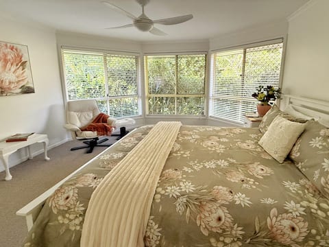 The Passion Vine Retreat Maleny