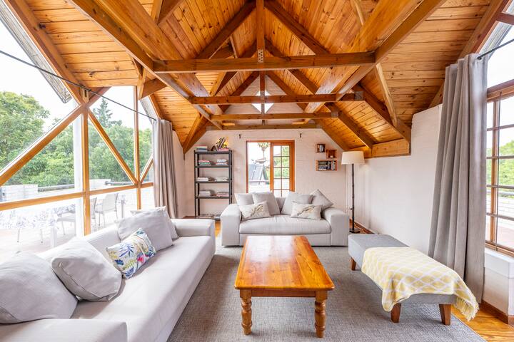 Villa Sereno, Home with Pool in Somerset West gallery image 3