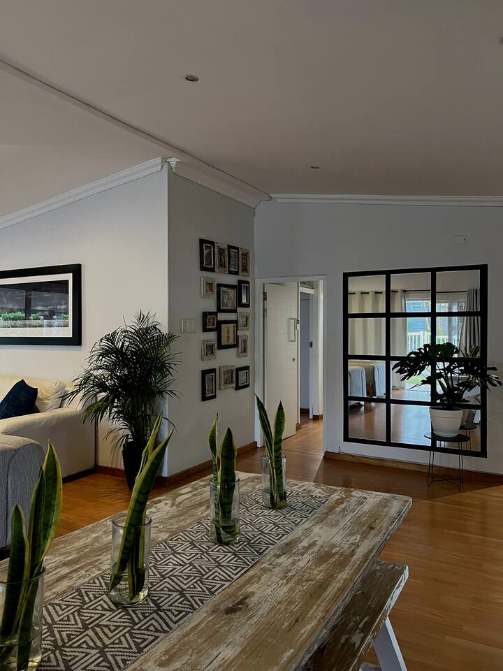 Thee Home Near Umhlanga & Glenashely Beach - Durban North