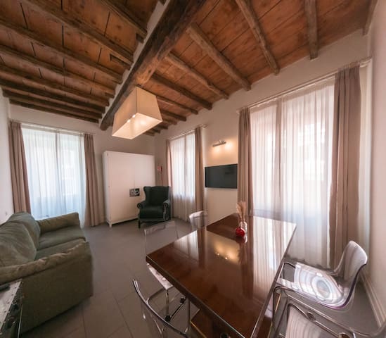 St. Peter Colonnade view (MAS-3)