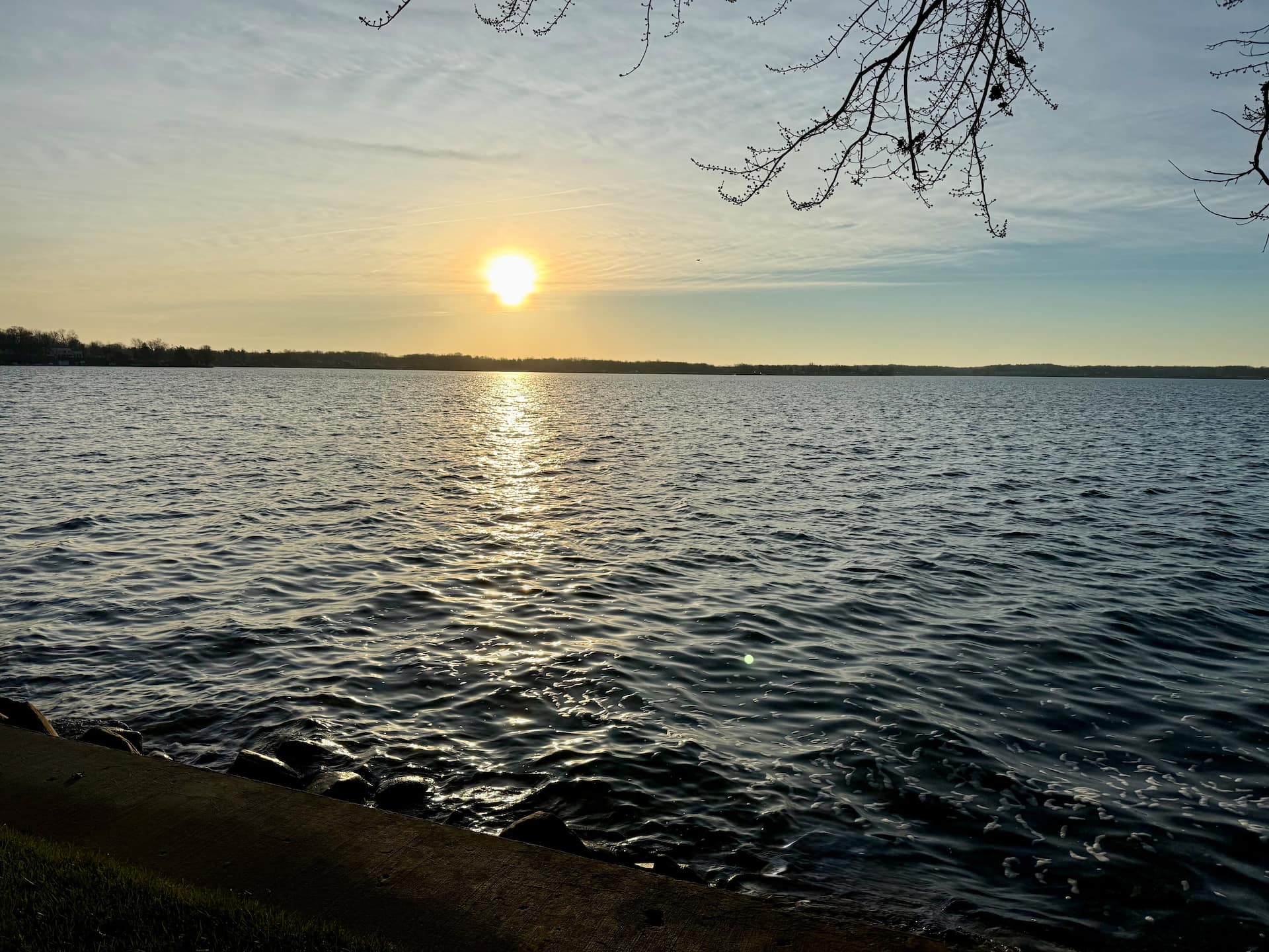Private Retreat on Beautiful Wawasee Lakefront