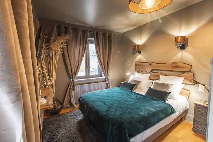 อารากอน
รูปถ่าย © Nathan Birrien