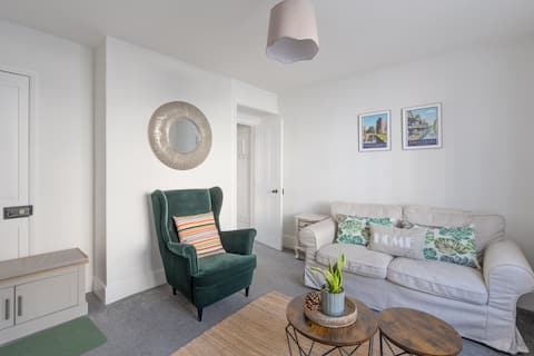 Top Airbnb: Centrally located house in Canterbury- Kent in Canterbury