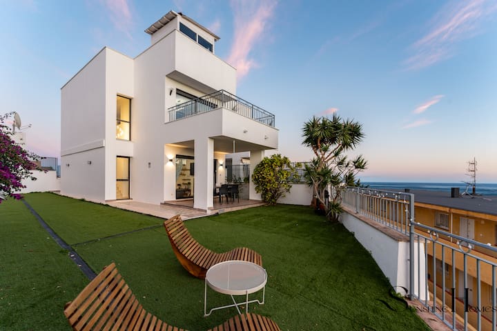 Sunshinehomes managed Airbnb listing 2