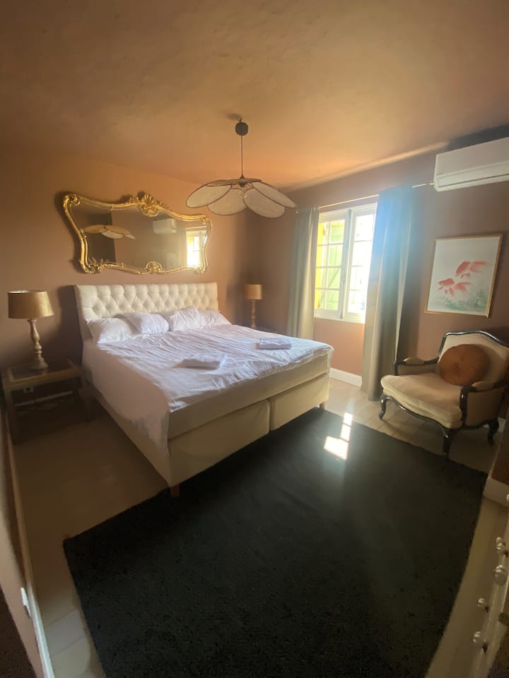 Chambre 6