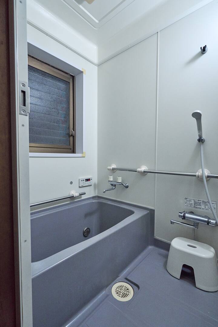 共用フルバスルーム