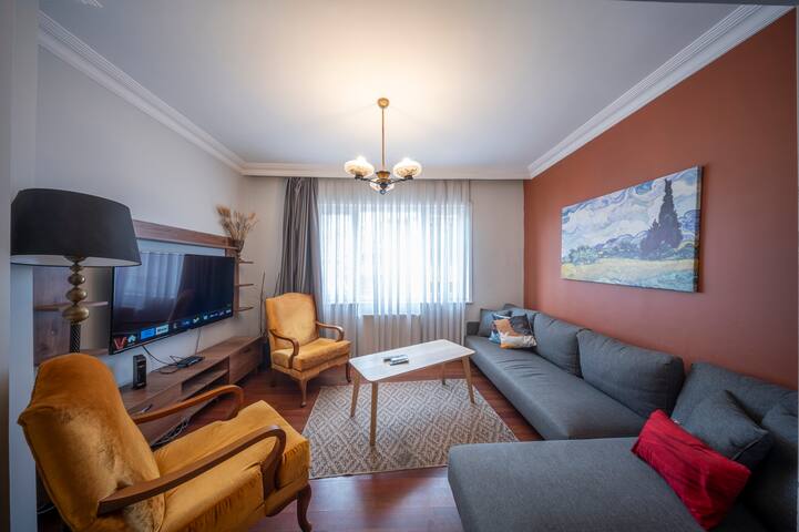 Spacious Flat, 4BR, 4ACs, Taksim gallery image 2