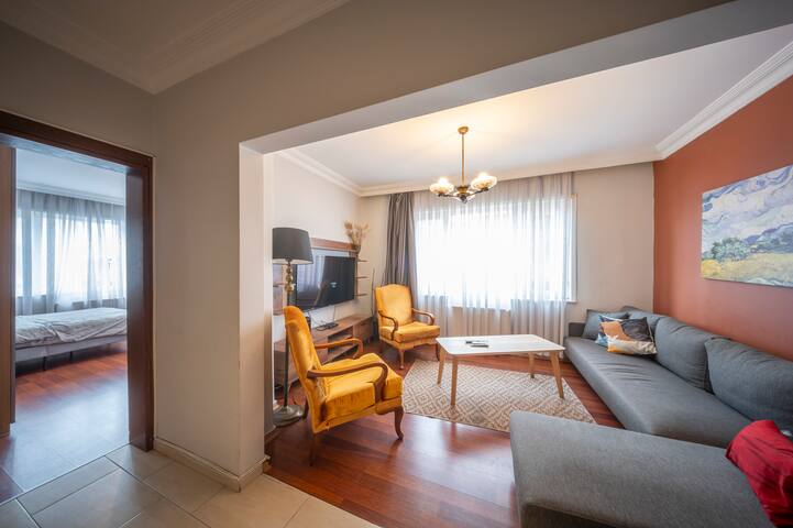 Spacious Flat, 4BR, 4ACs, Taksim gallery image 5