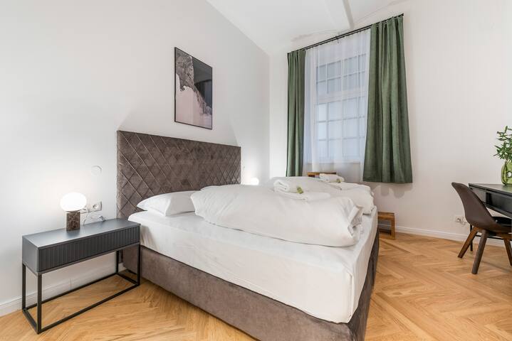 Schwarzspanierstraße 4 gallery image 3