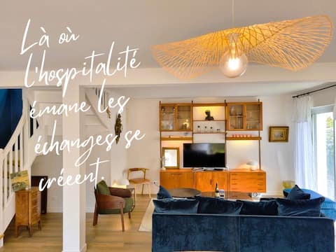 Charming, spacious seaside cape 50 m from the beach