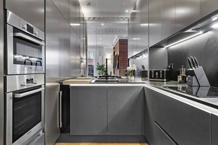 The King’s Road Collection gallery image 4