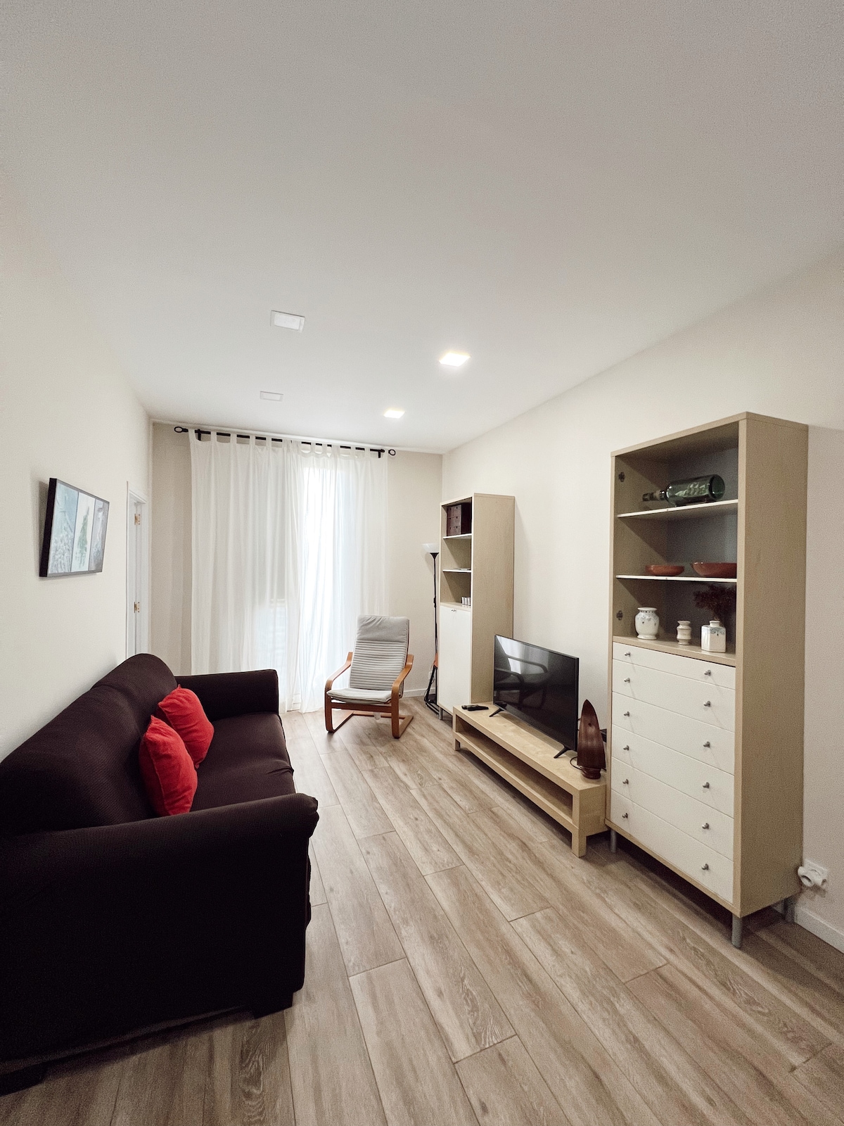 Top performing Airbnb: Spacious and bright Sagrada Familia in La Sagrada Família