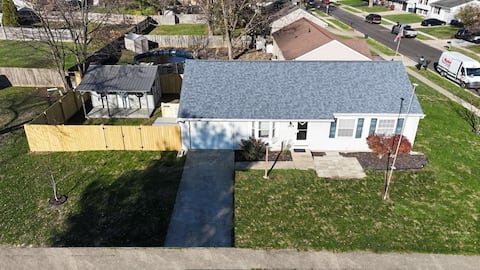 Ranch-Hot Tub-Game Shed-Fenced-Pets-Kids-Moss Oak