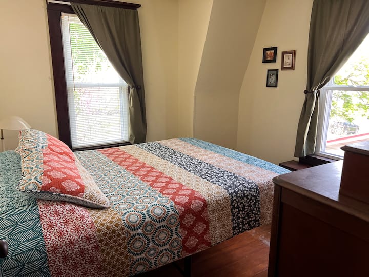 საძინებელი 3