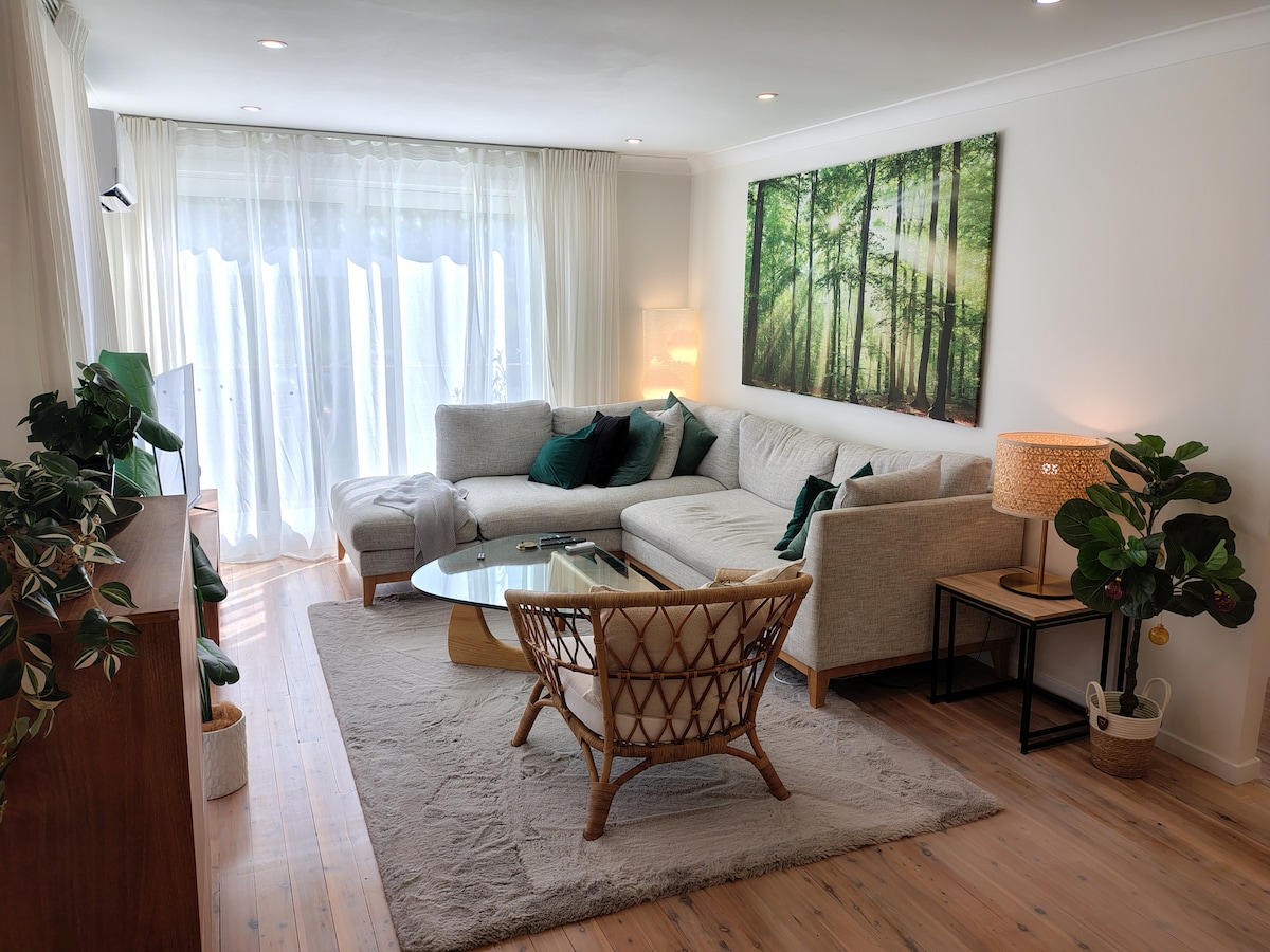 Top Airbnb: Katoomba garden cottage in Katoomba