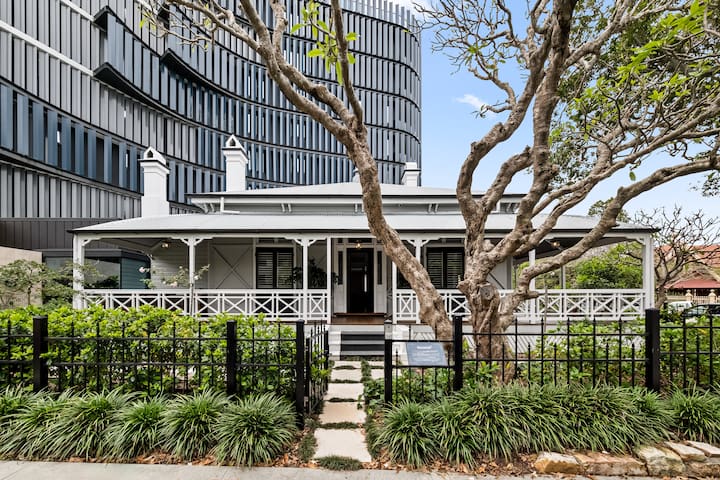 Luxury Inner City Heritage House