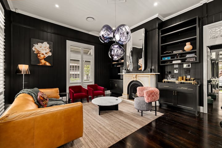 Luxury Inner City Heritage House