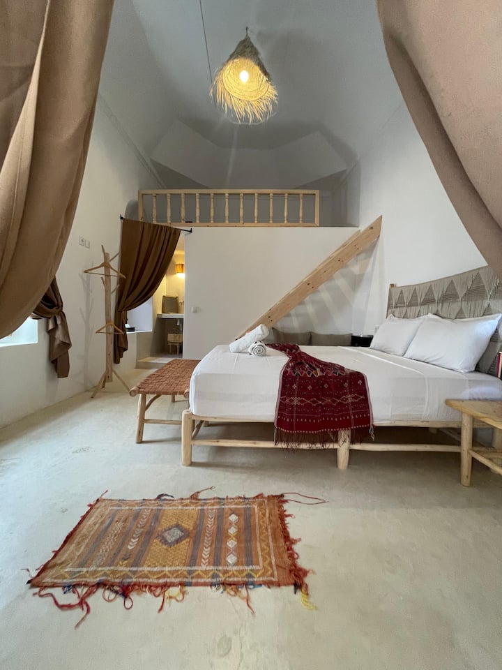 საძინებელი 3