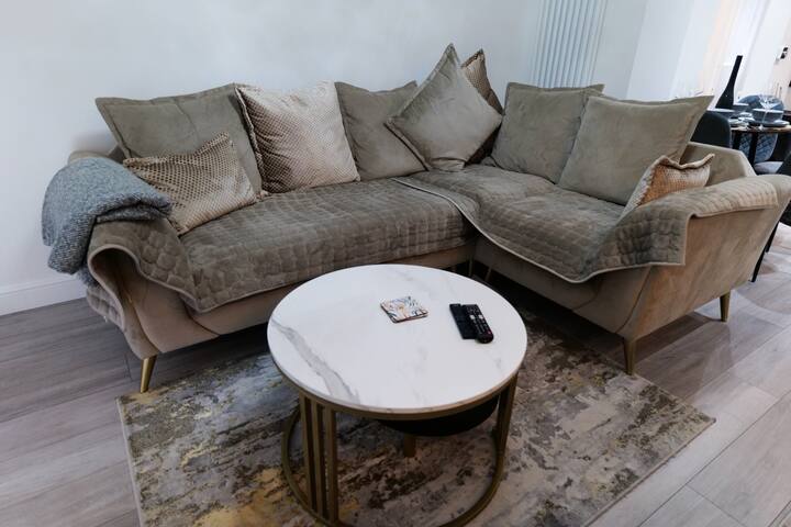 DowntownCozy House in Manchester gallery image 3