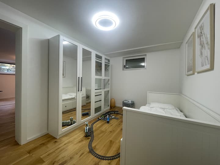 غرفة النوم 2