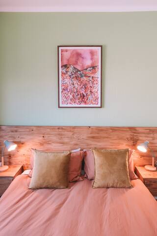 Sonder Surf – Modern Apartment with Ocean View gallery image 4