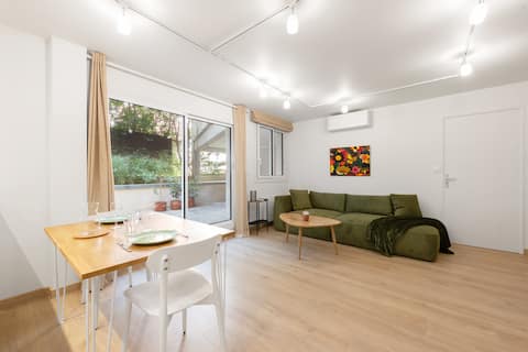 Top Airbnb: Absolute calm 2p • Heart of Toulouse • A/C • Terrace in Toulouse
