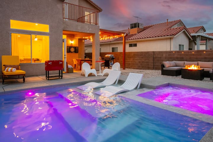 Vegas Getaway w/ Pool, Hot Tub, BBQ & Game Room!
