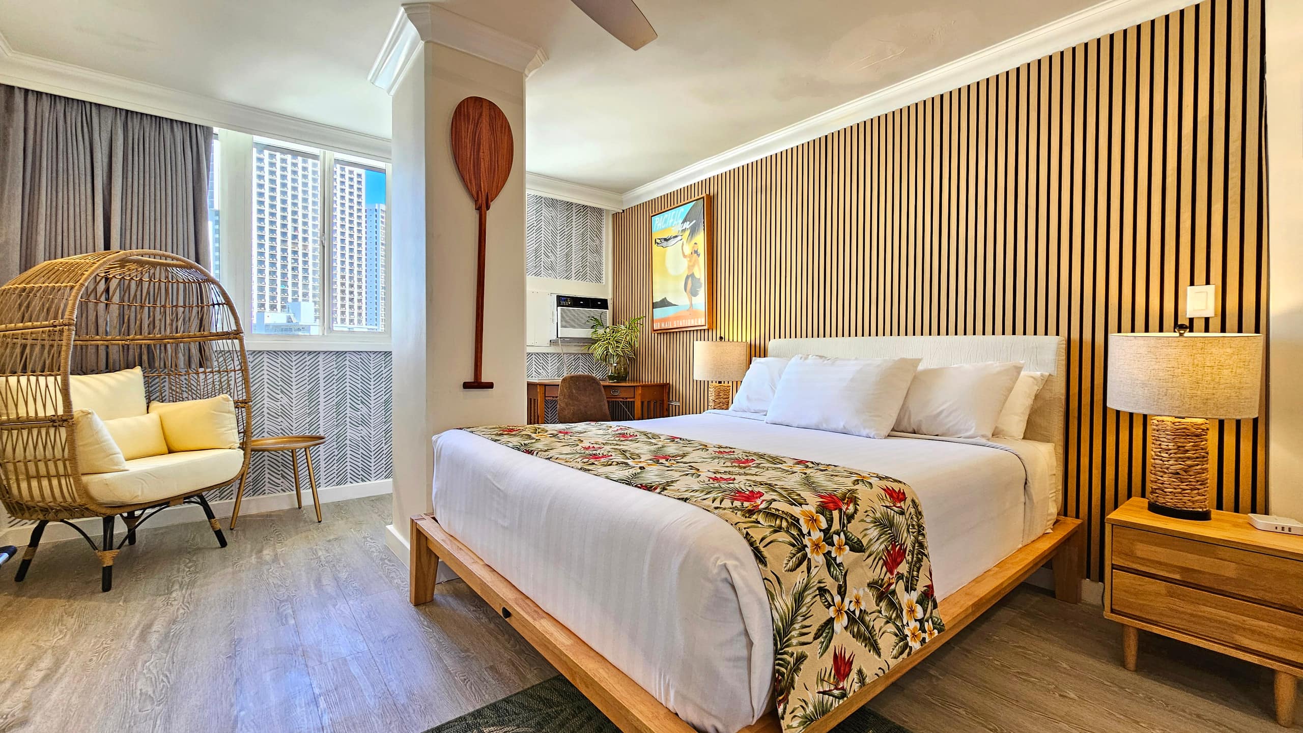 Sundeck Level—Queen Bed & Sofa-Bed+Full Kitchen - Image 31