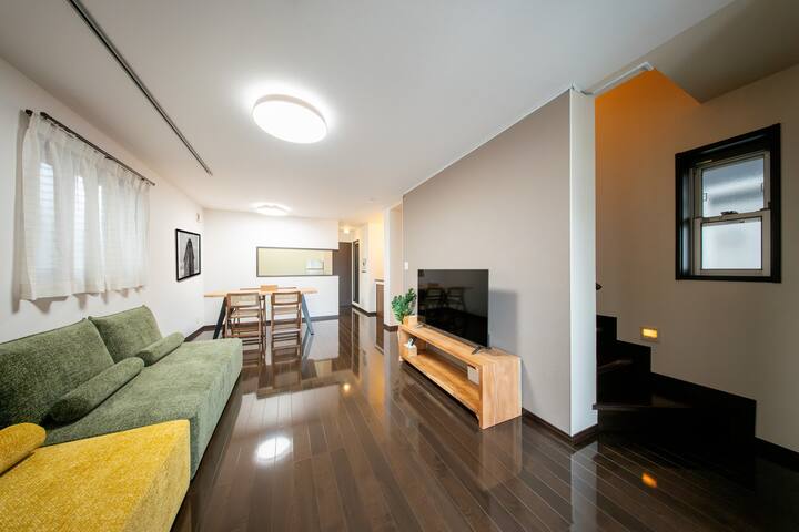 池袋徒歩11分要町駅３分/貸切/3階建て一軒家/キッチン設備完備/寝室4つ/トイレ２つ/最大８人 gallery image 3