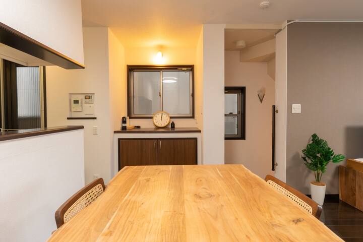 池袋徒歩11分要町駅３分/貸切/3階建て一軒家/キッチン設備完備/寝室4つ/トイレ２つ/最大８人 gallery image 5