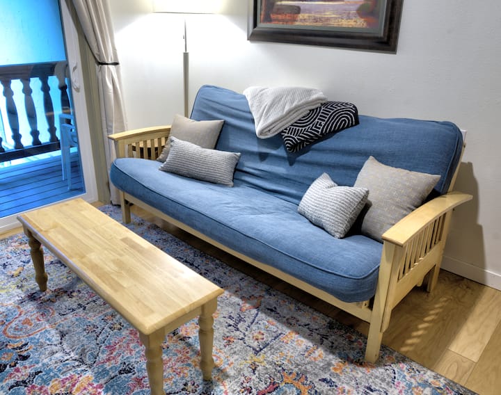 Charming Loft Condo In Glacier - Glacier, WA