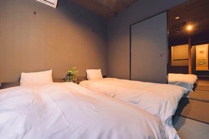 Schlafzimmer 4